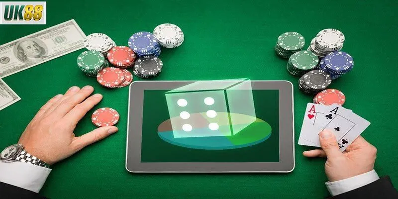Sự khác biệt của Baccarat truyền thống và Baccarat online